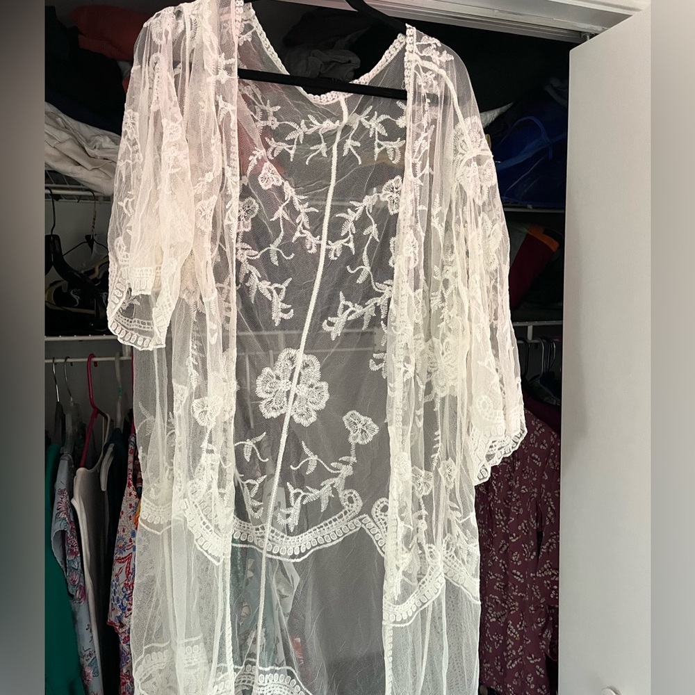 Lace over shawl. Used for maternity photos